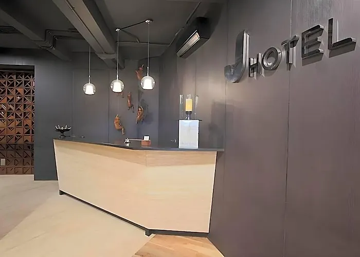 Отель J 3*